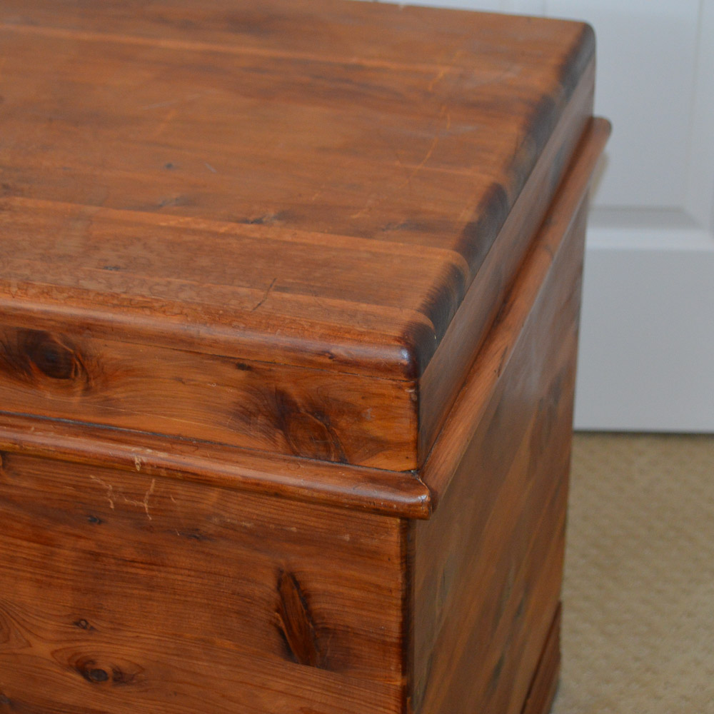 Lane Cedar Chest