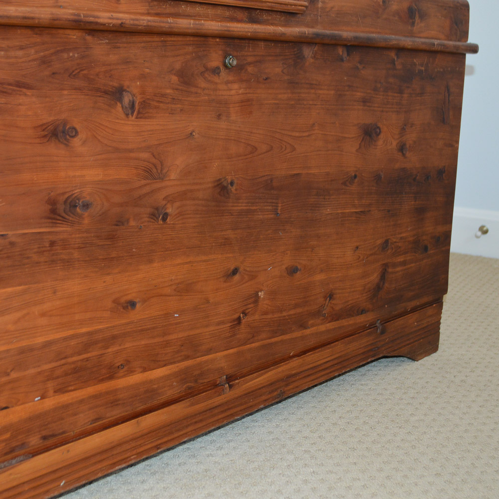 Lane Cedar Chest