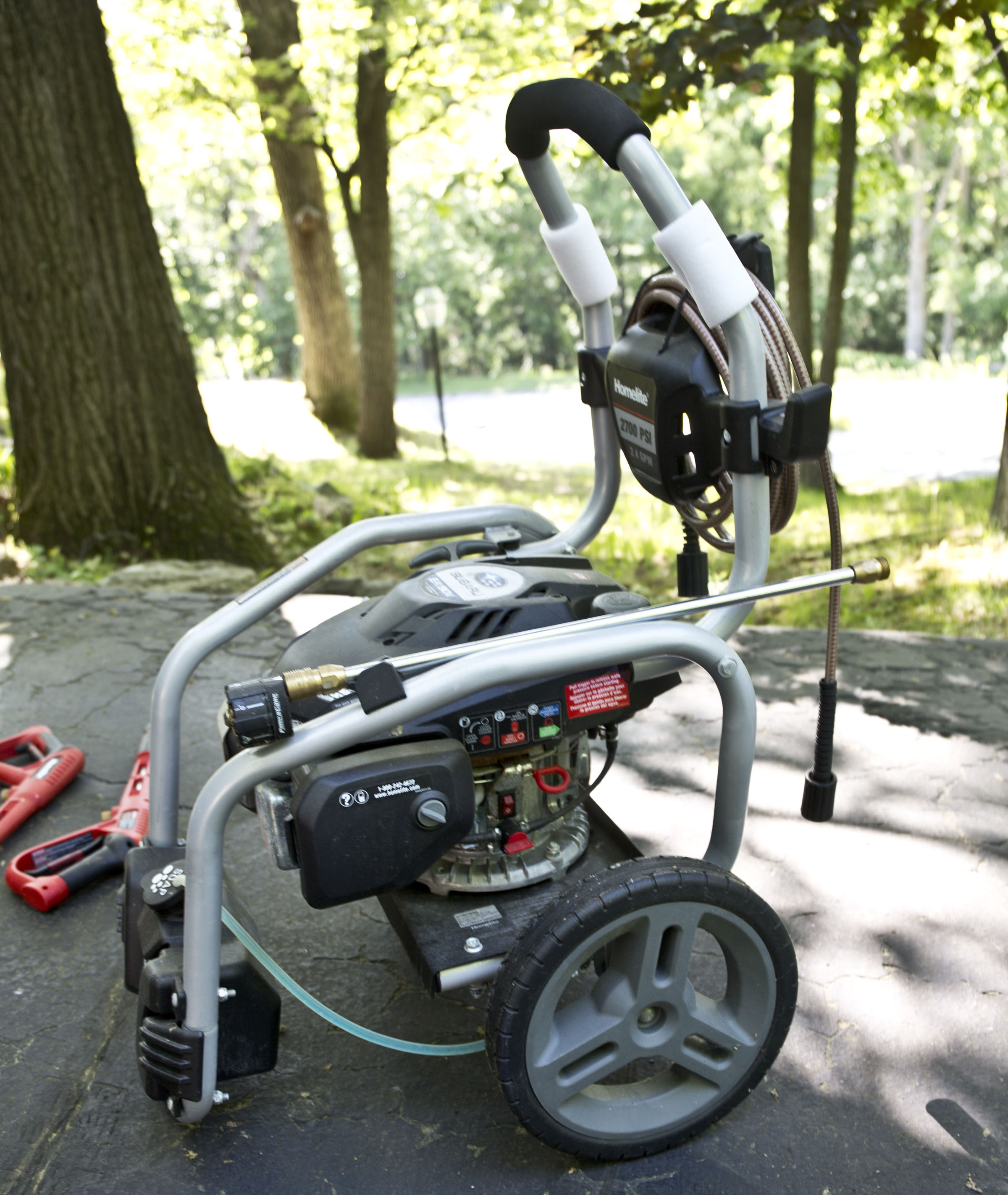 Homelite 2700 PSI Pressure Washer