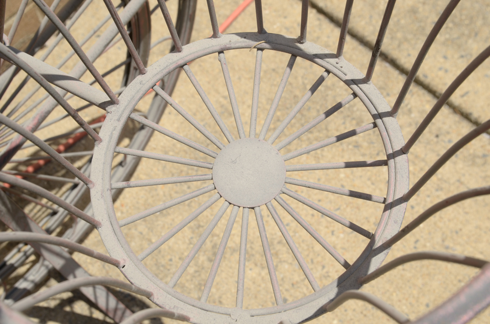 Metal Plant Stand Bike