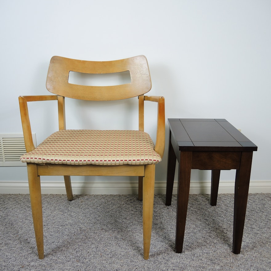 Mid Century Modern Chair With Hinged-Top Side Table