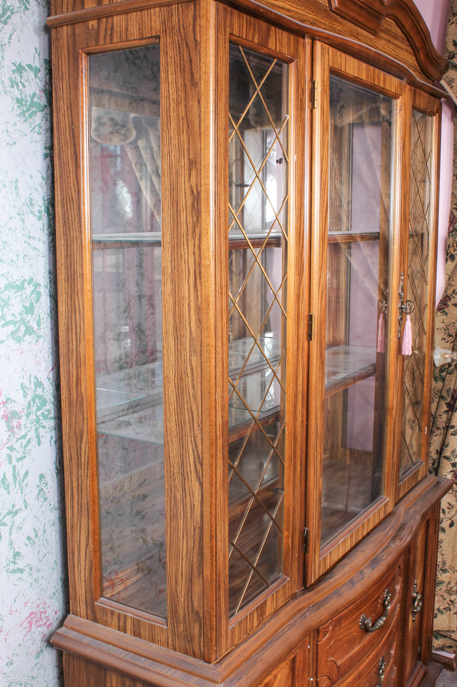 Vintage Bassett Furniture China Cabinet