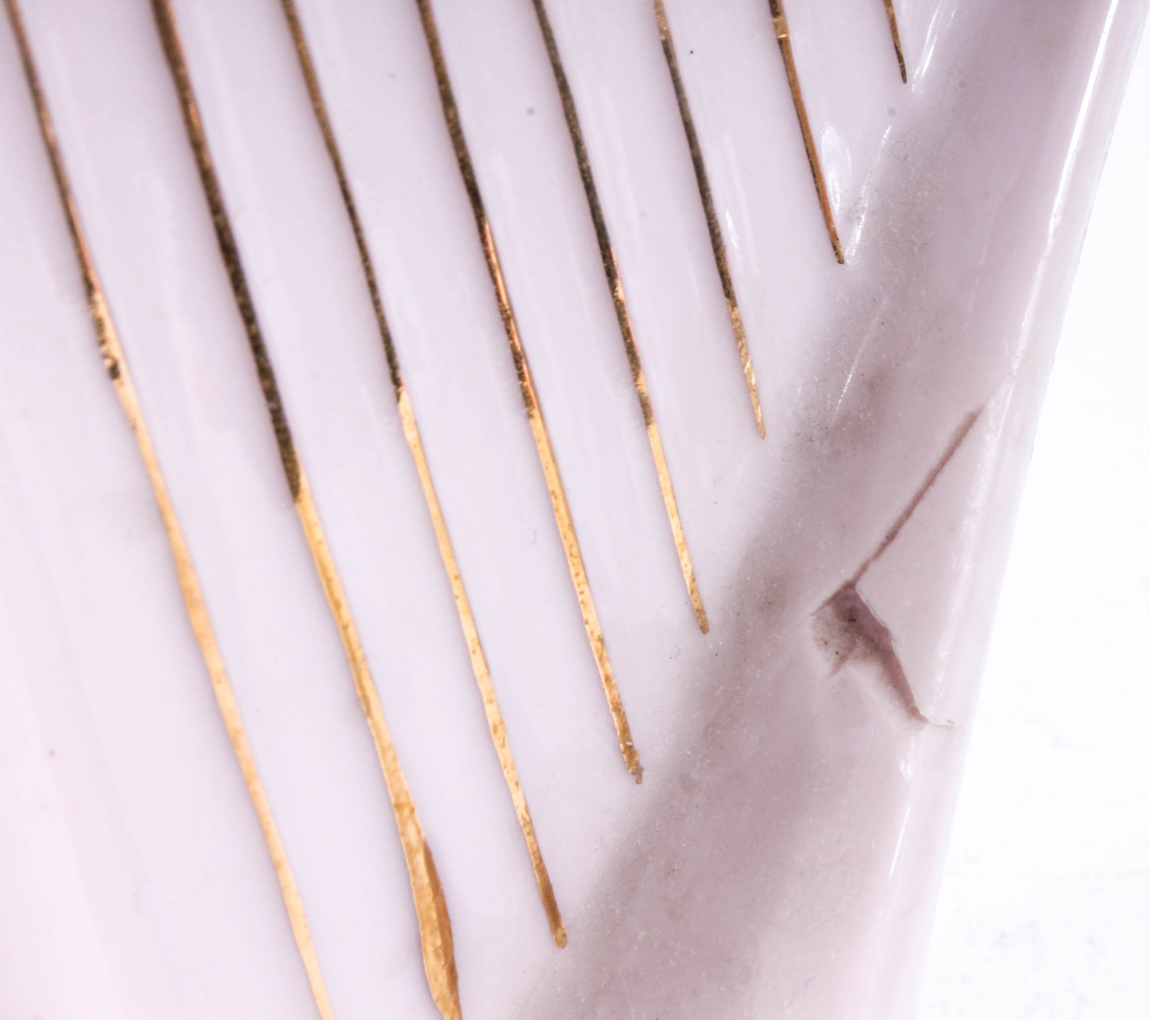 Collection of Ceramic Decor Including 1940s Nodder Pin Up Ashtray