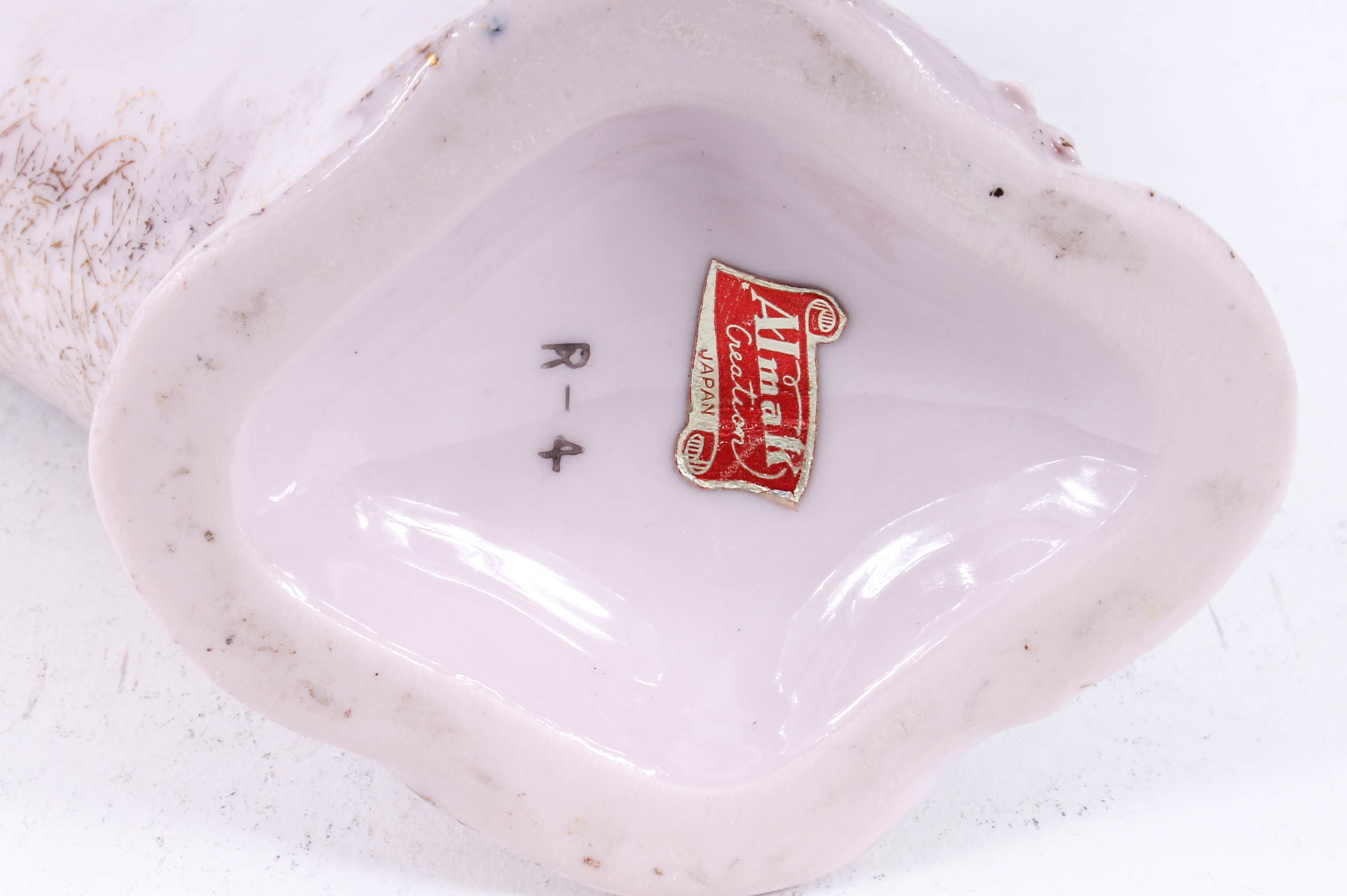 Collection of Ceramic Decor Including 1940s Nodder Pin Up Ashtray
