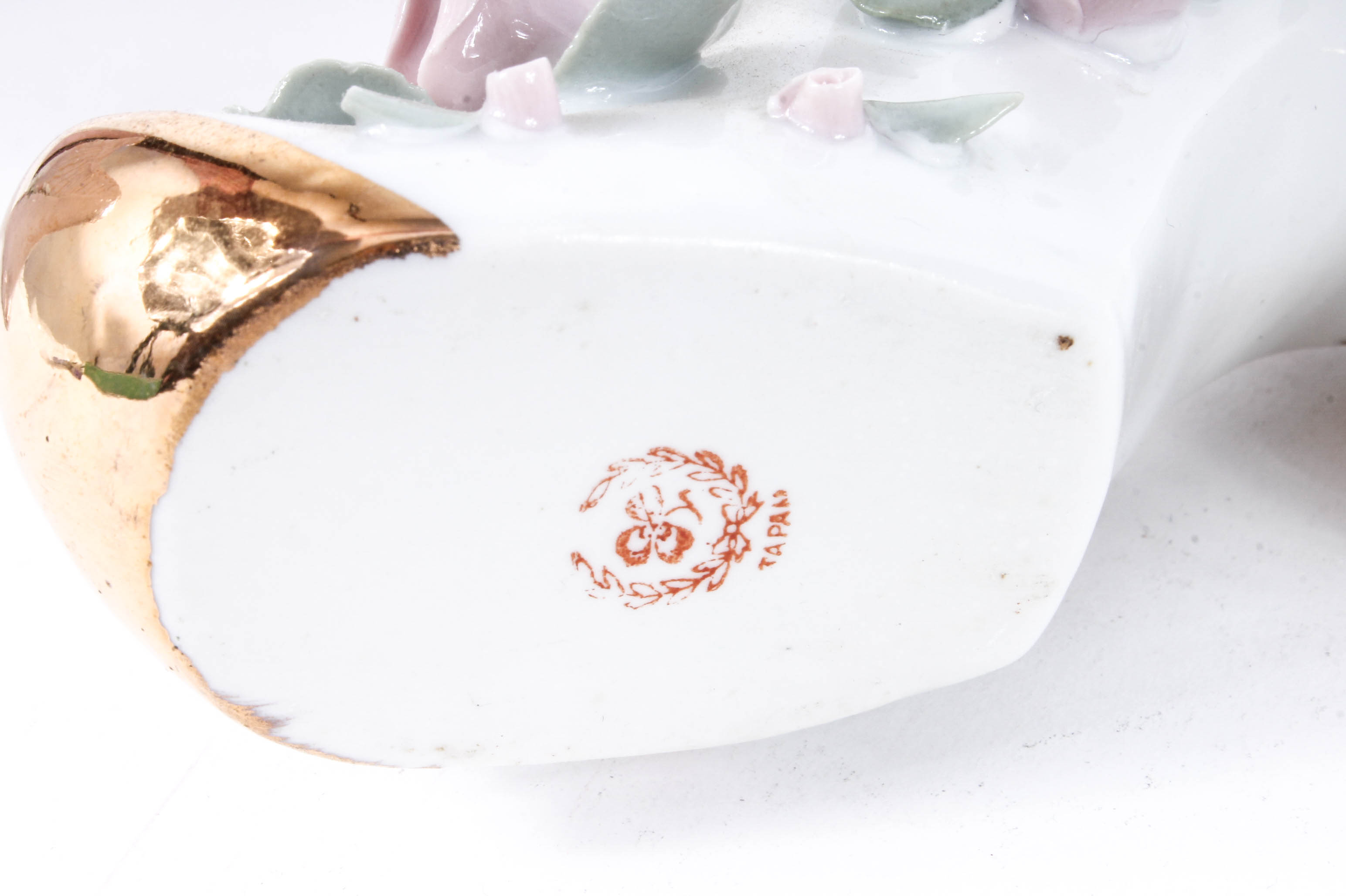 Collection of Ceramic Decor Including 1940s Nodder Pin Up Ashtray