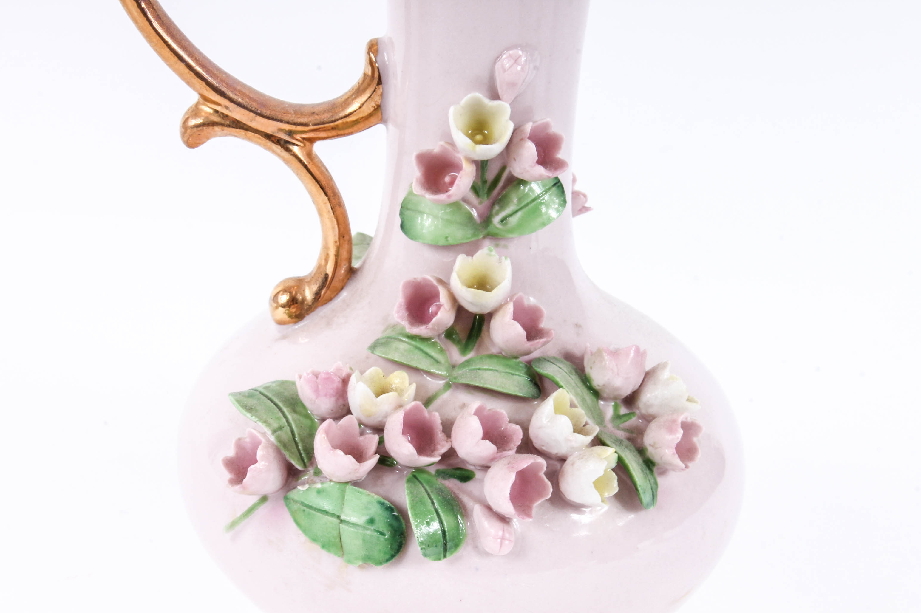 Collection of Ceramic Decor Including 1940s Nodder Pin Up Ashtray