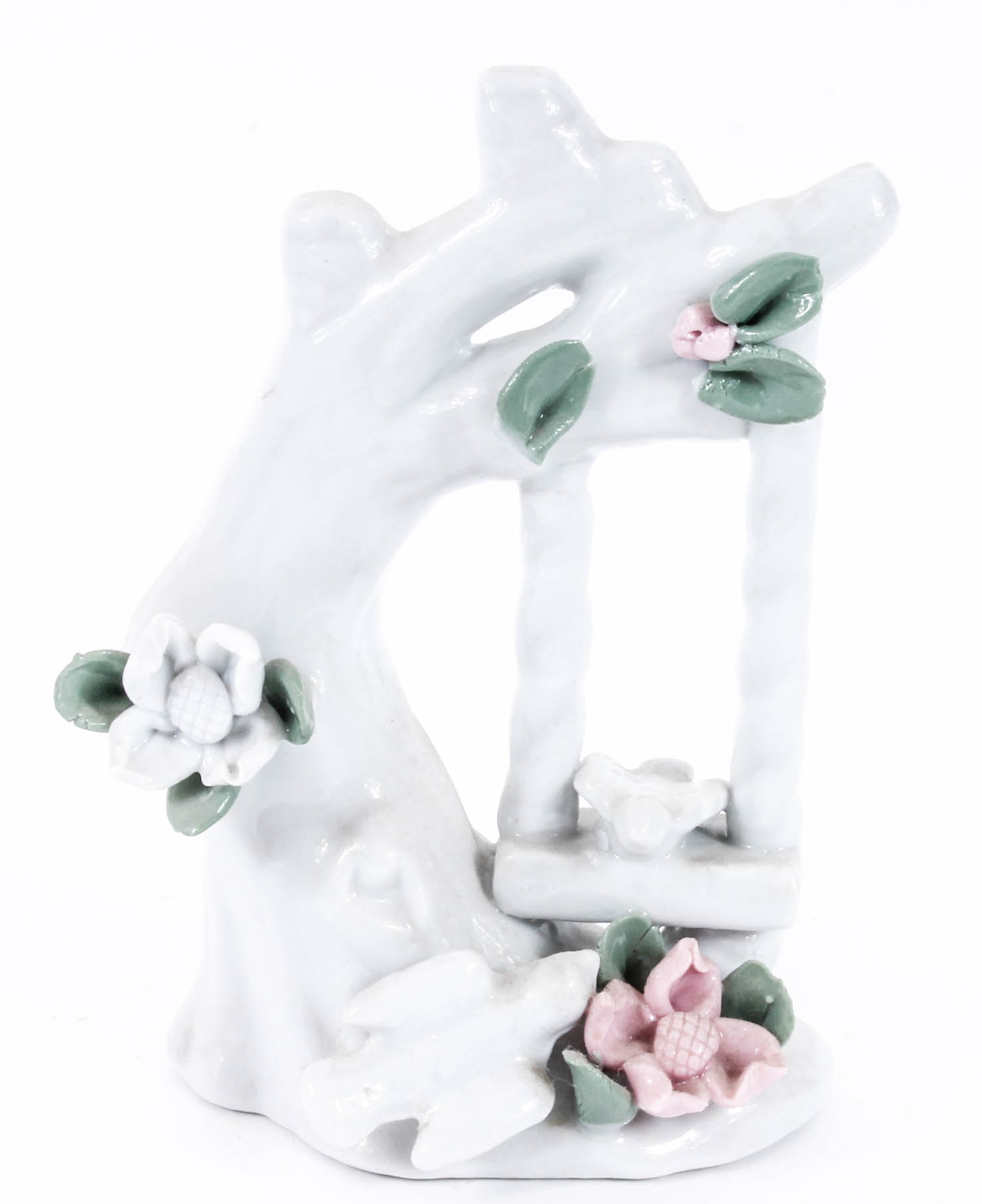 Collection of Ceramic Decor Including 1940s Nodder Pin Up Ashtray