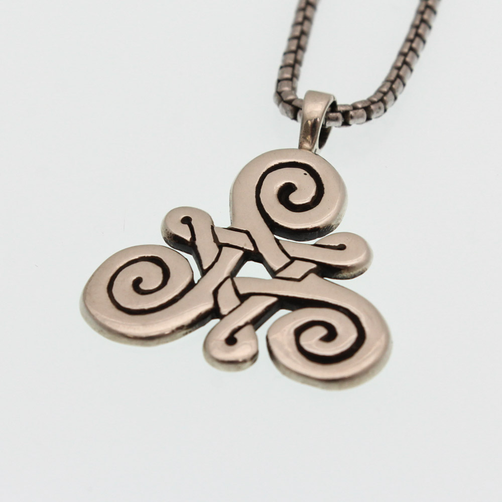 Sterling Silver Celtic Swirl Pendant Necklace