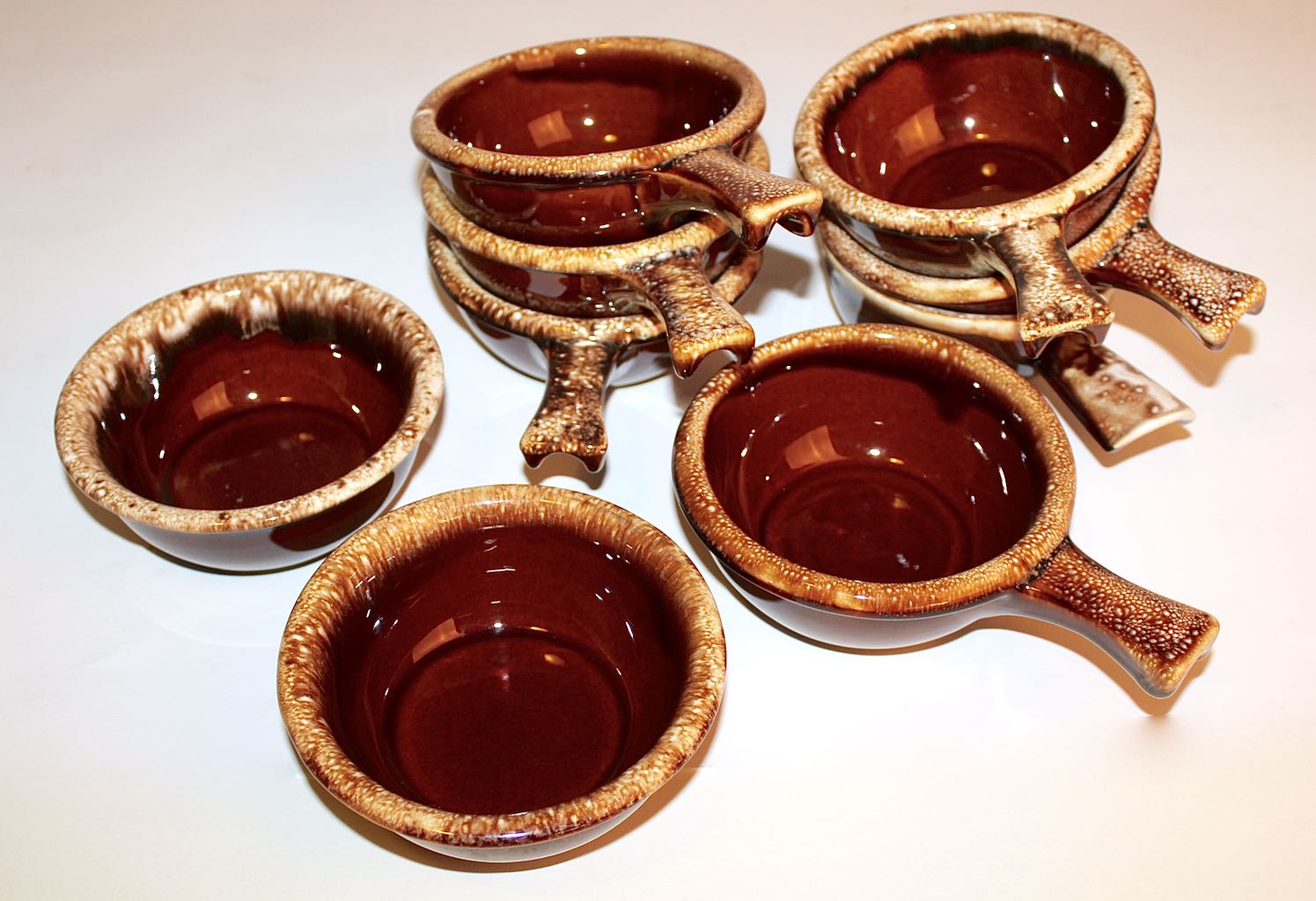 HULL USA Brown Drip Dinnerware