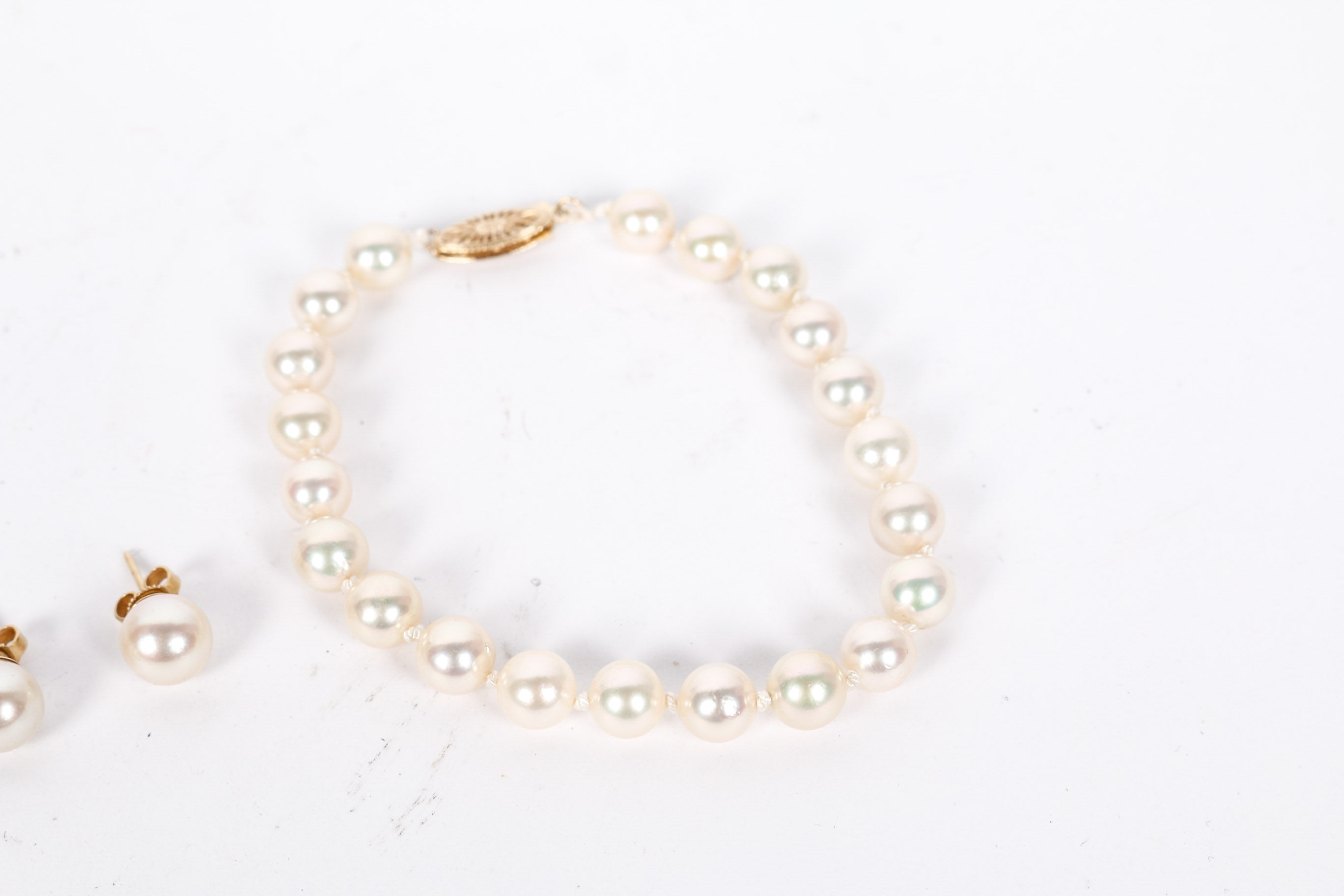 14K Yellow Gold and Pearl Necklace, Earring, and Bracelet Set