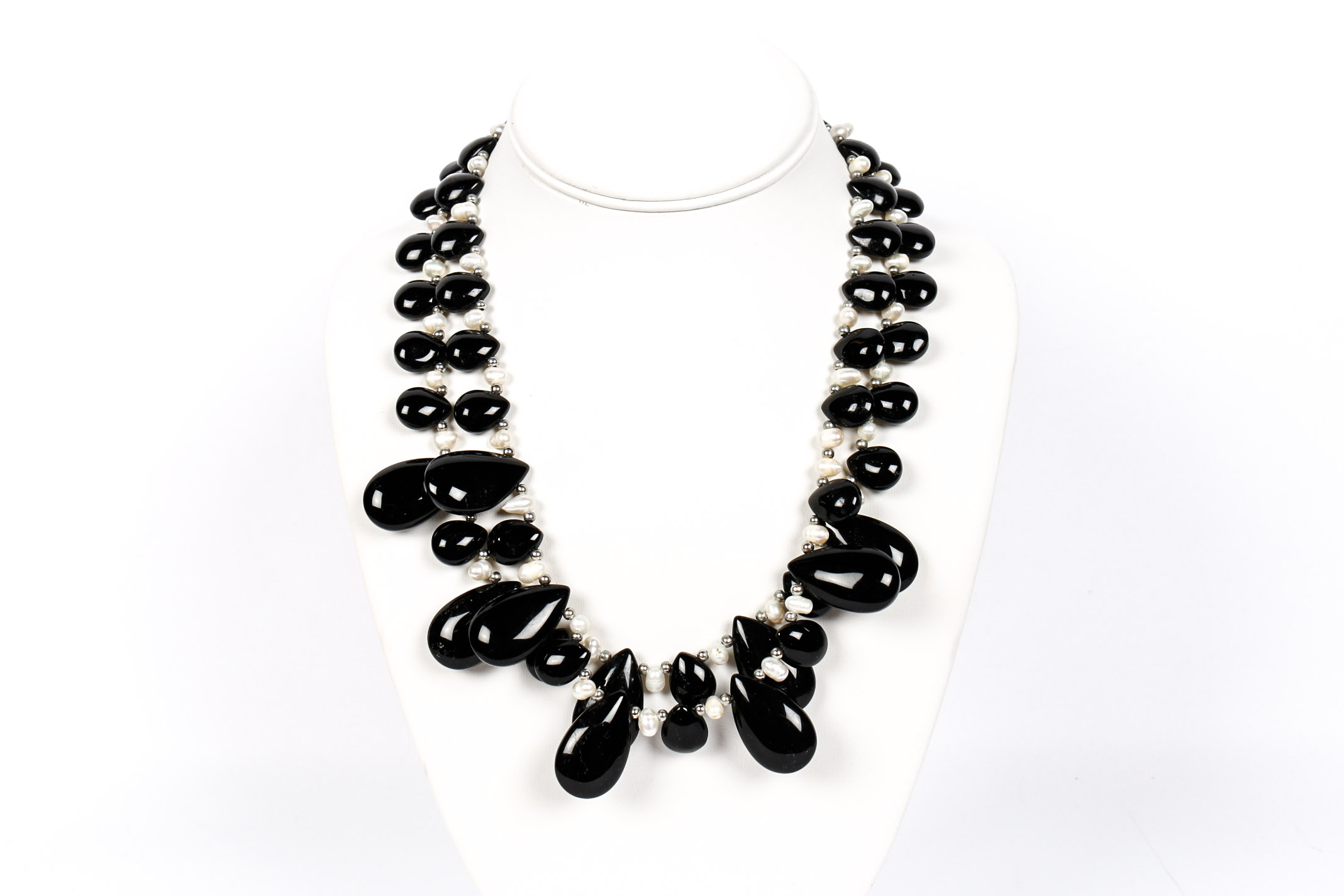 Onyx and Freshwater Pearl Necklace