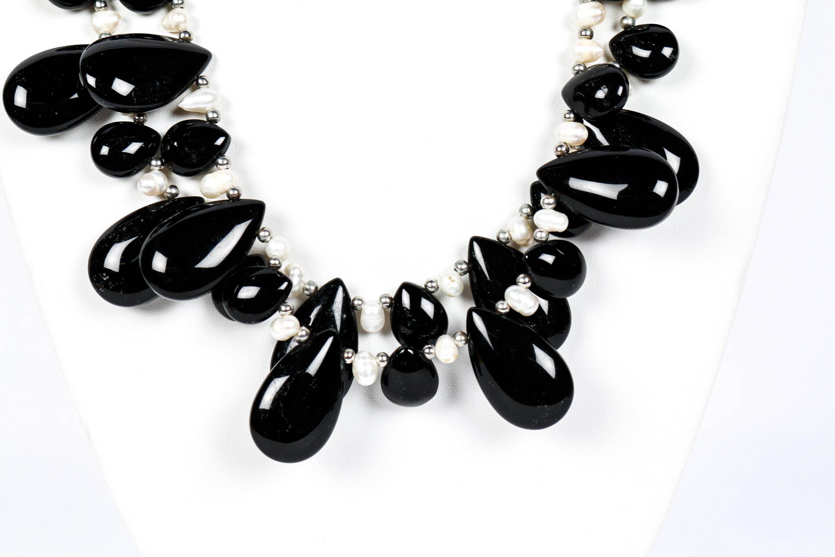 Onyx and Freshwater Pearl Necklace