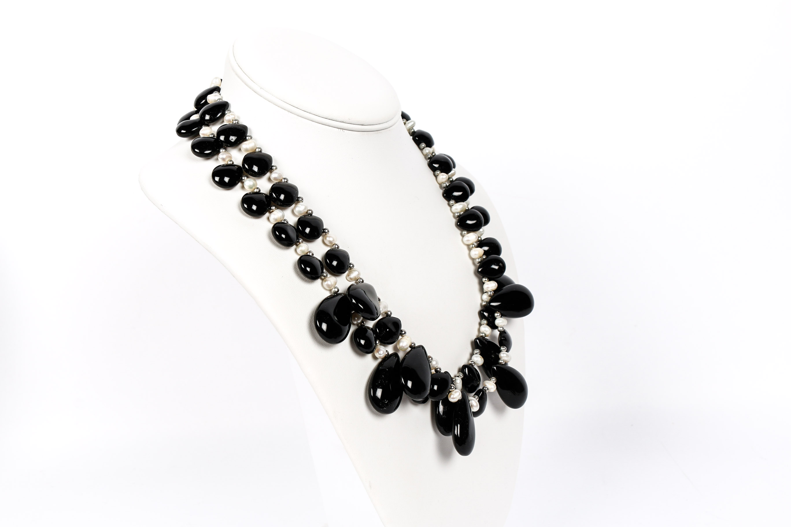 Onyx and Freshwater Pearl Necklace