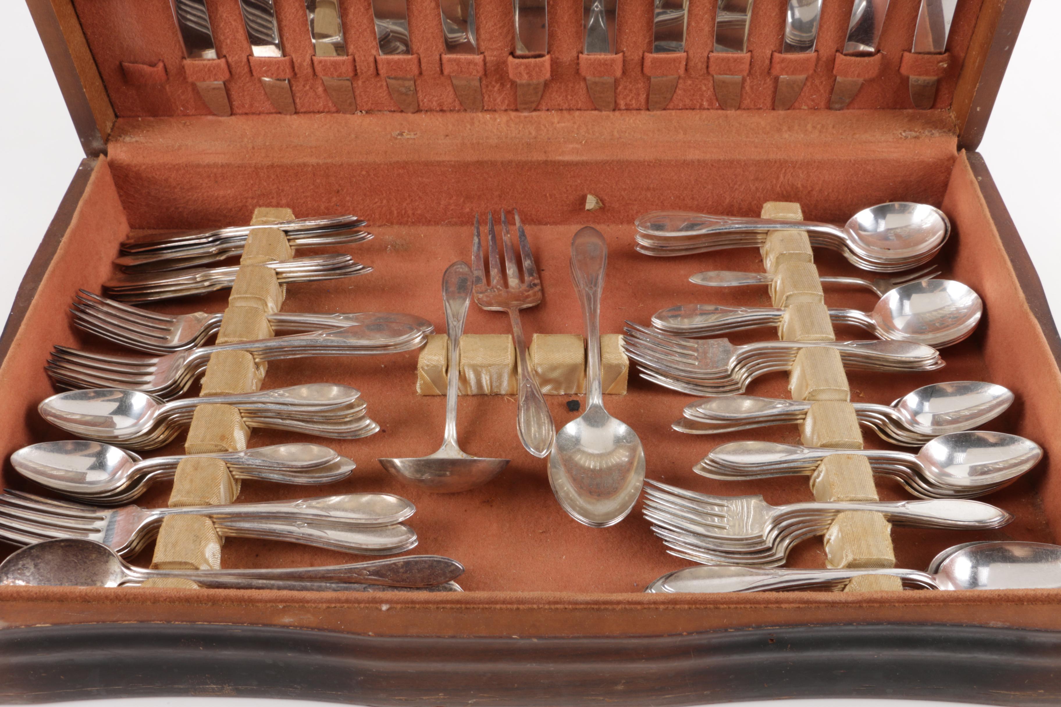 William Rogers Silver Plate Flatware Set