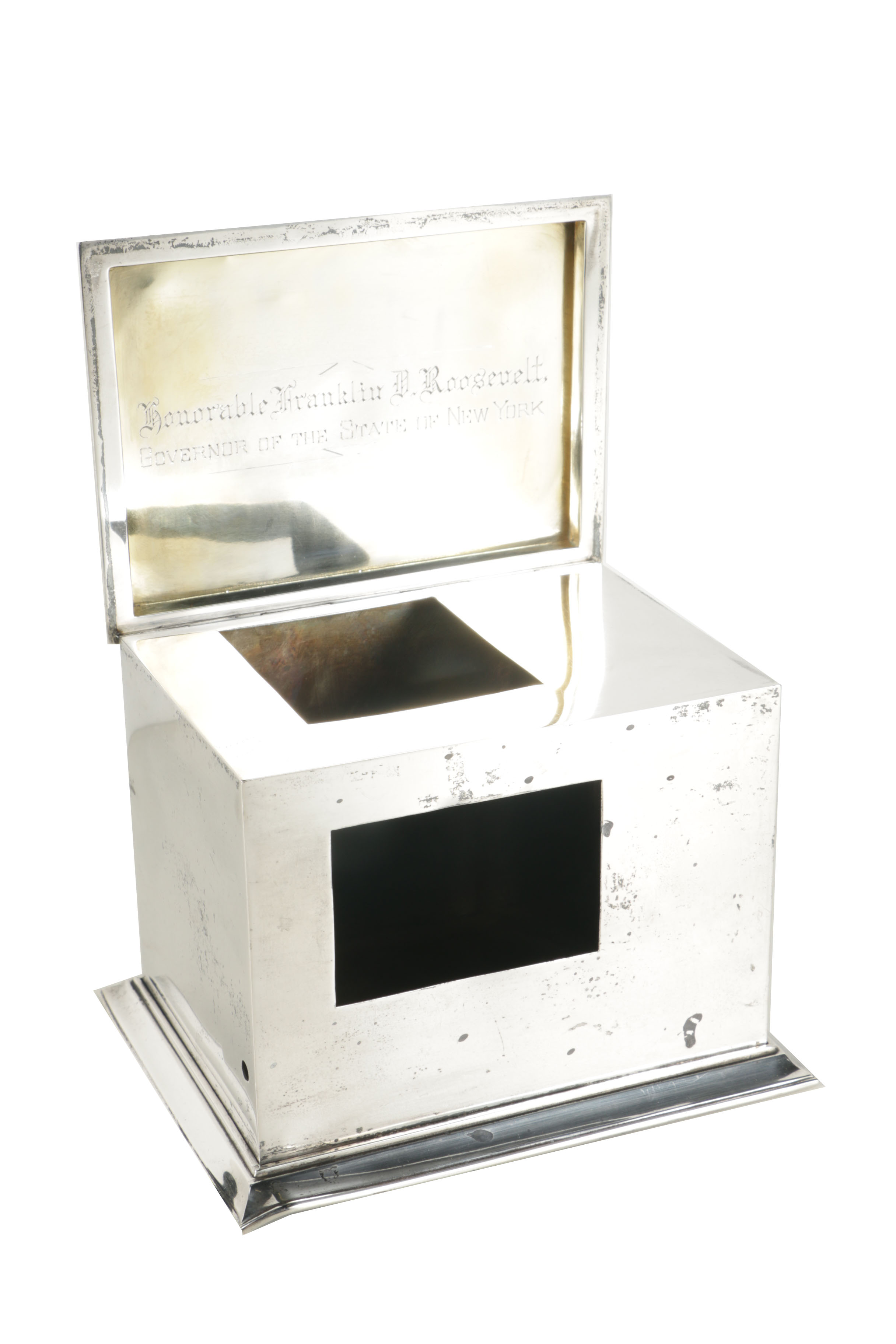Blake-Clarke Co. Sterling Silver "Serv-a-Smok" Cigarette Box for Franklin D. Roosevelt