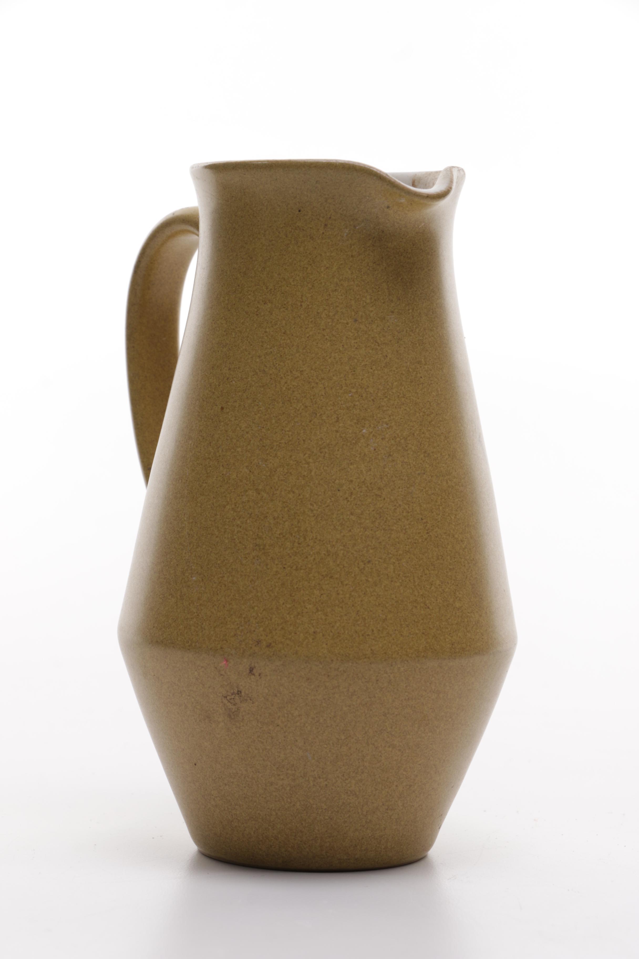 Ceramic Pottery Featuring Robert Brady