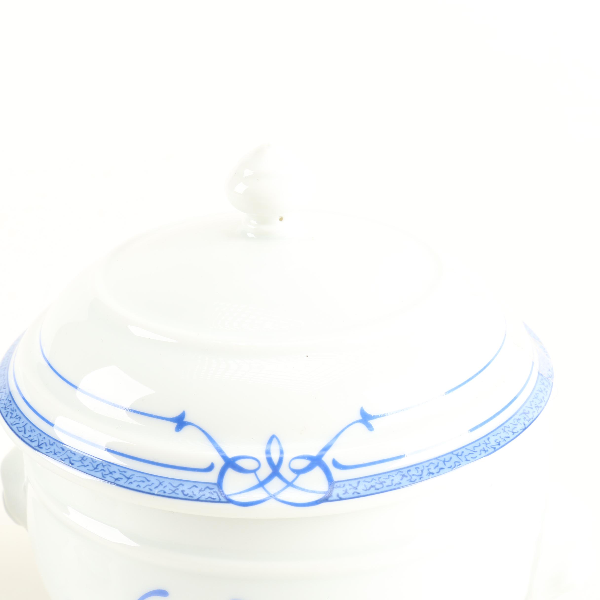 Les Residences des Bernadaud Paris "Cafe Paris" Tableware