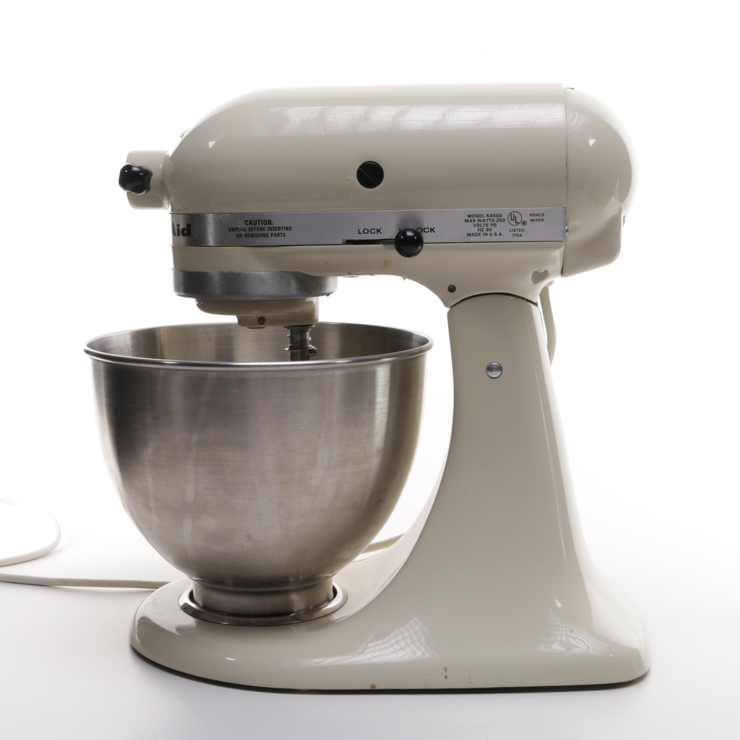 KitchenAid 4.5 Quart Household Stand Mixer and Accessories