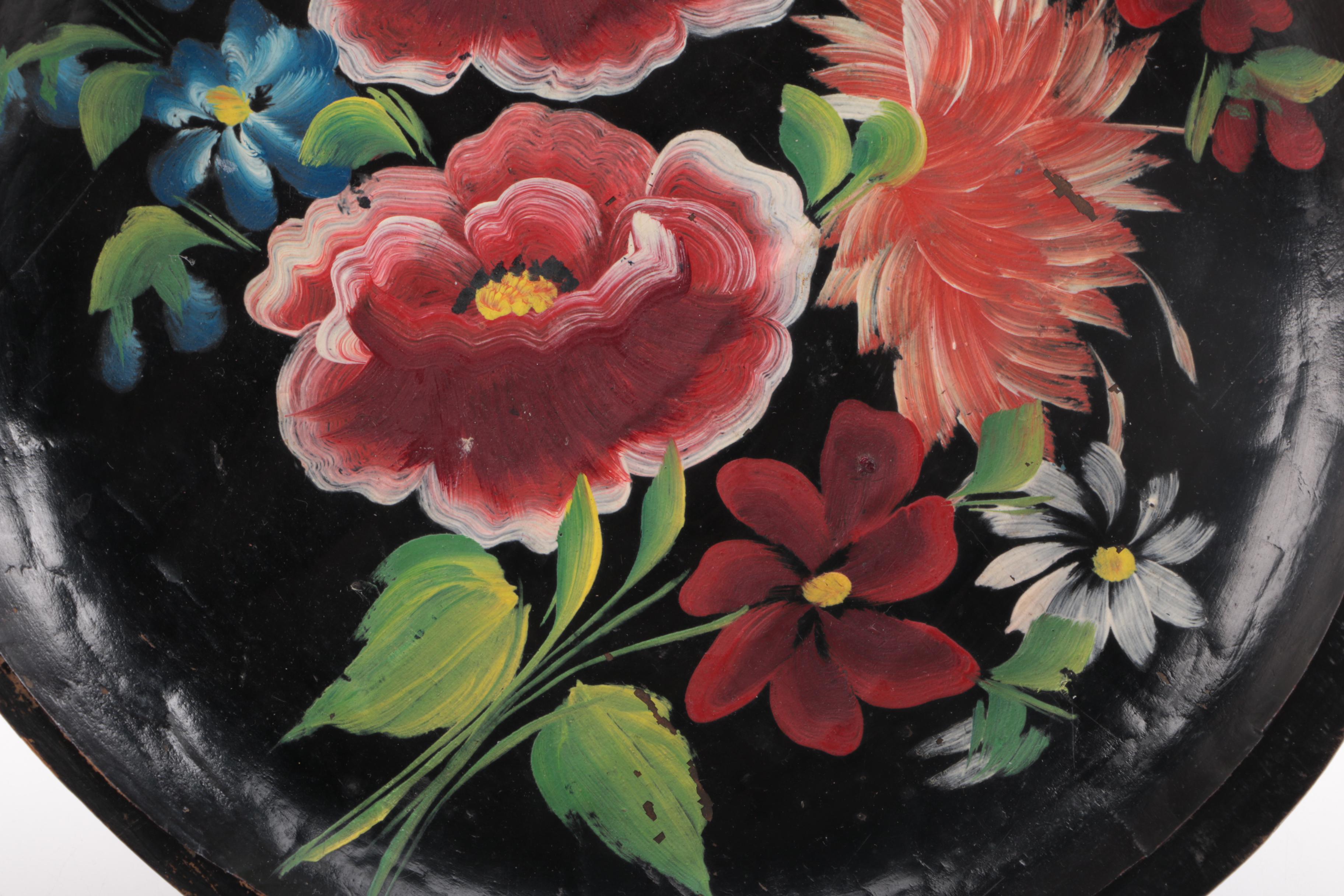 Kitchen and Wall Decor