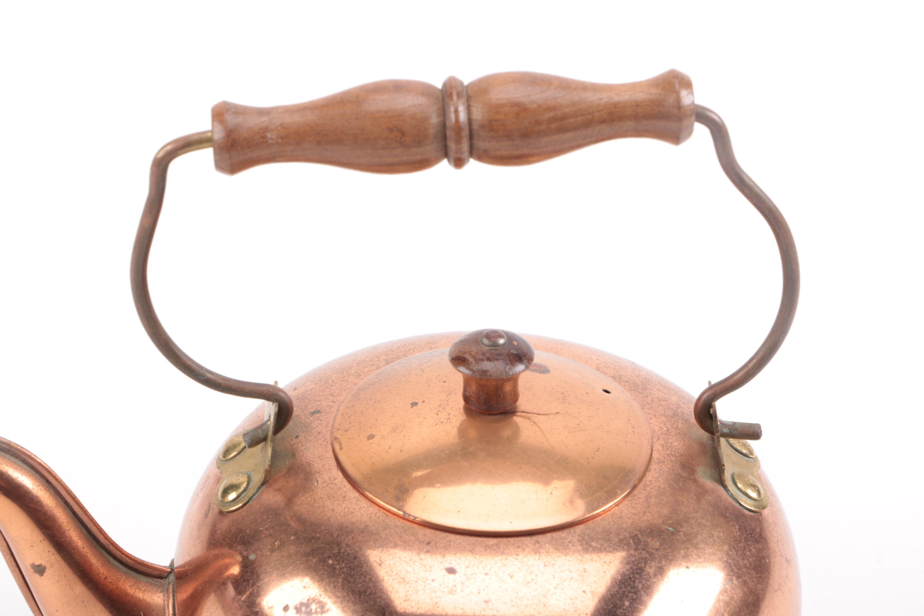 Kitchen and Wall Decor