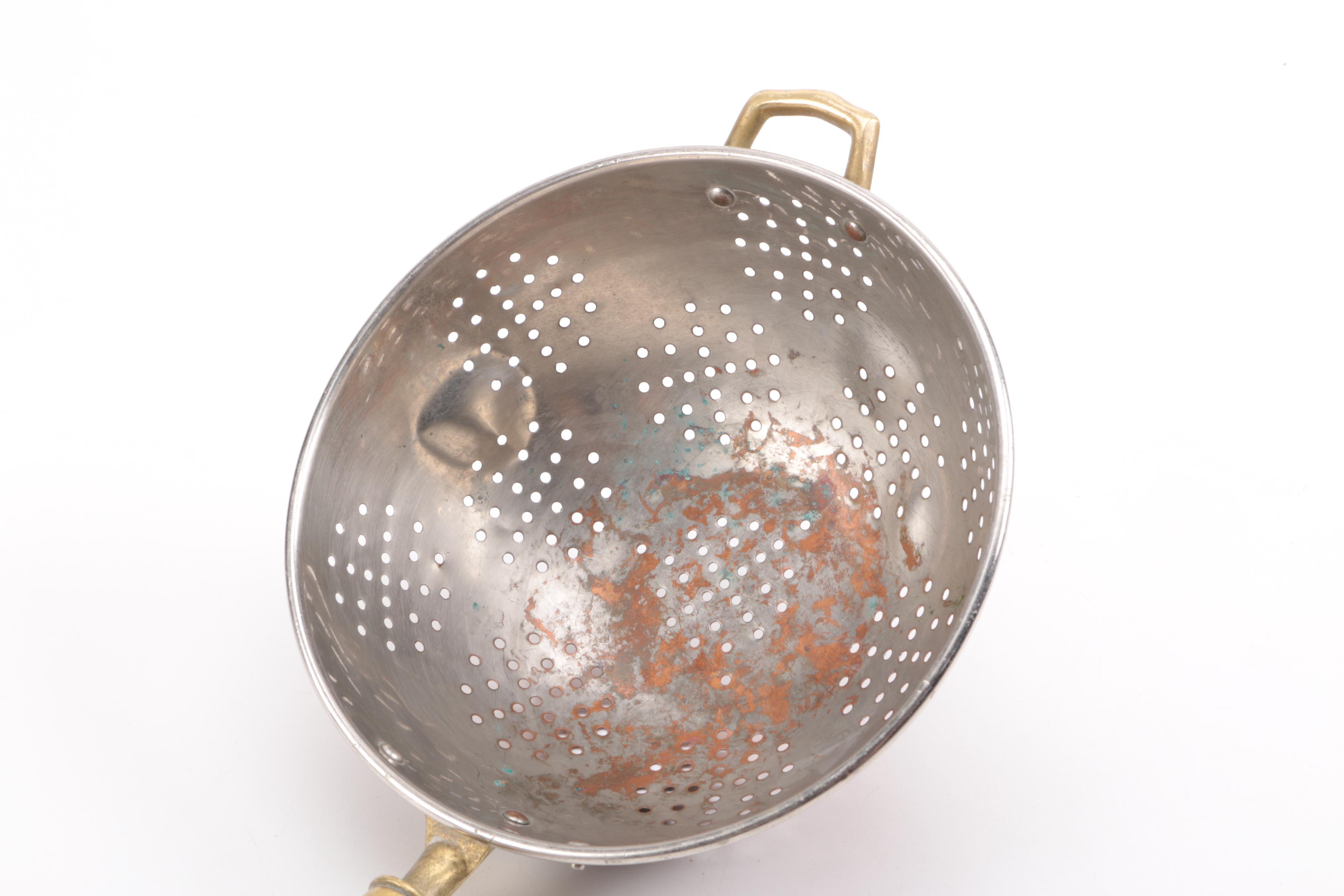 Kitchen and Wall Decor