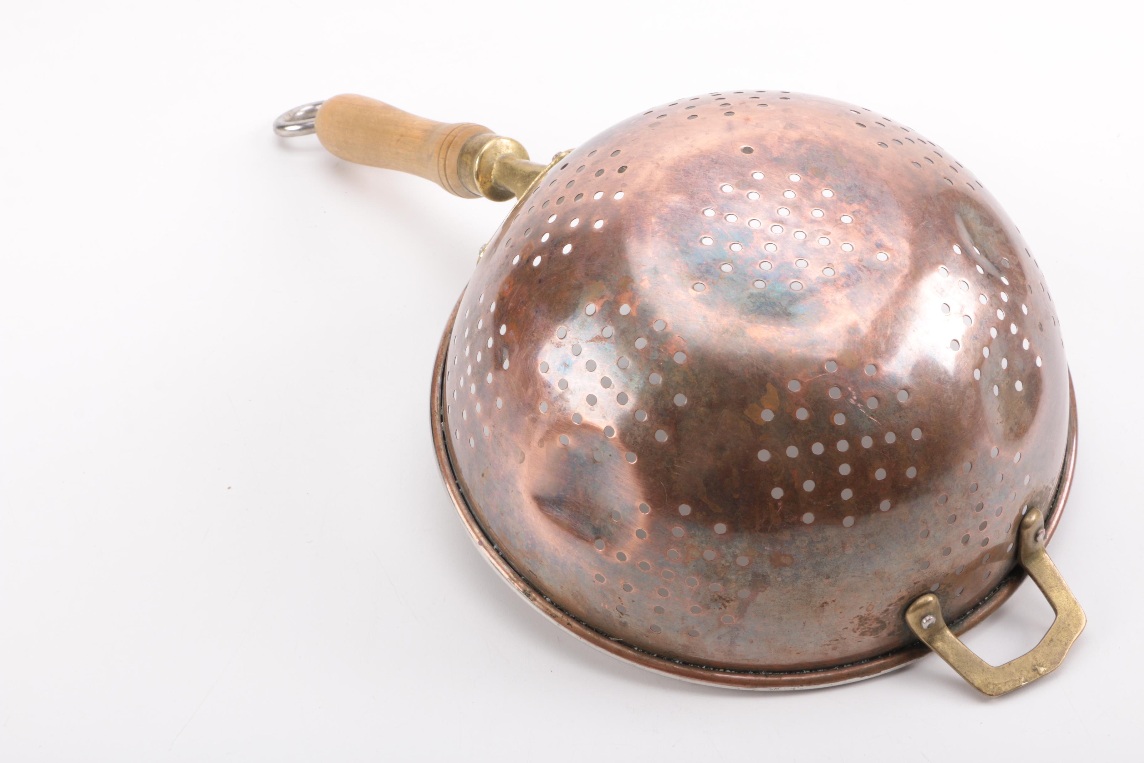 Kitchen and Wall Decor