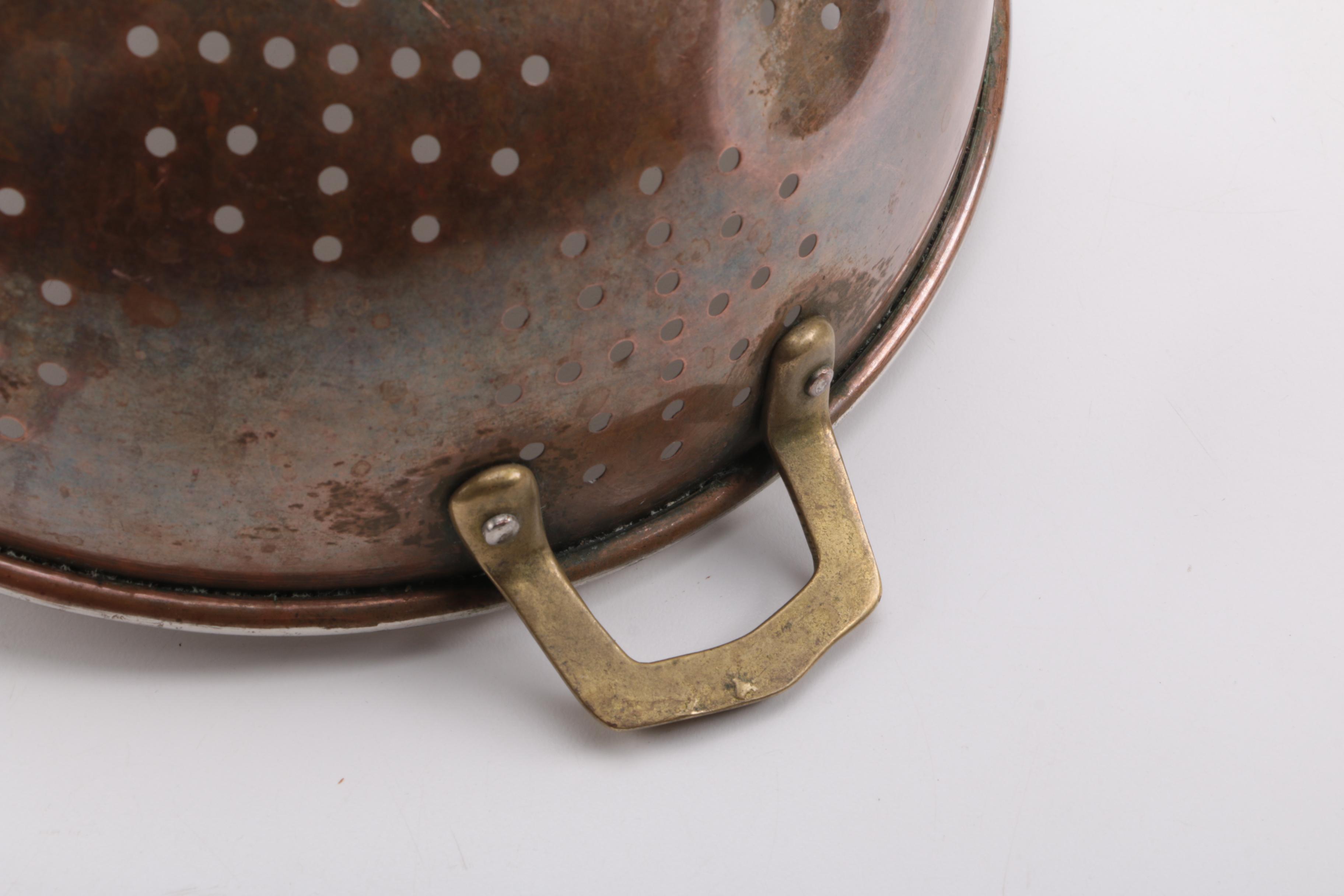 Kitchen and Wall Decor