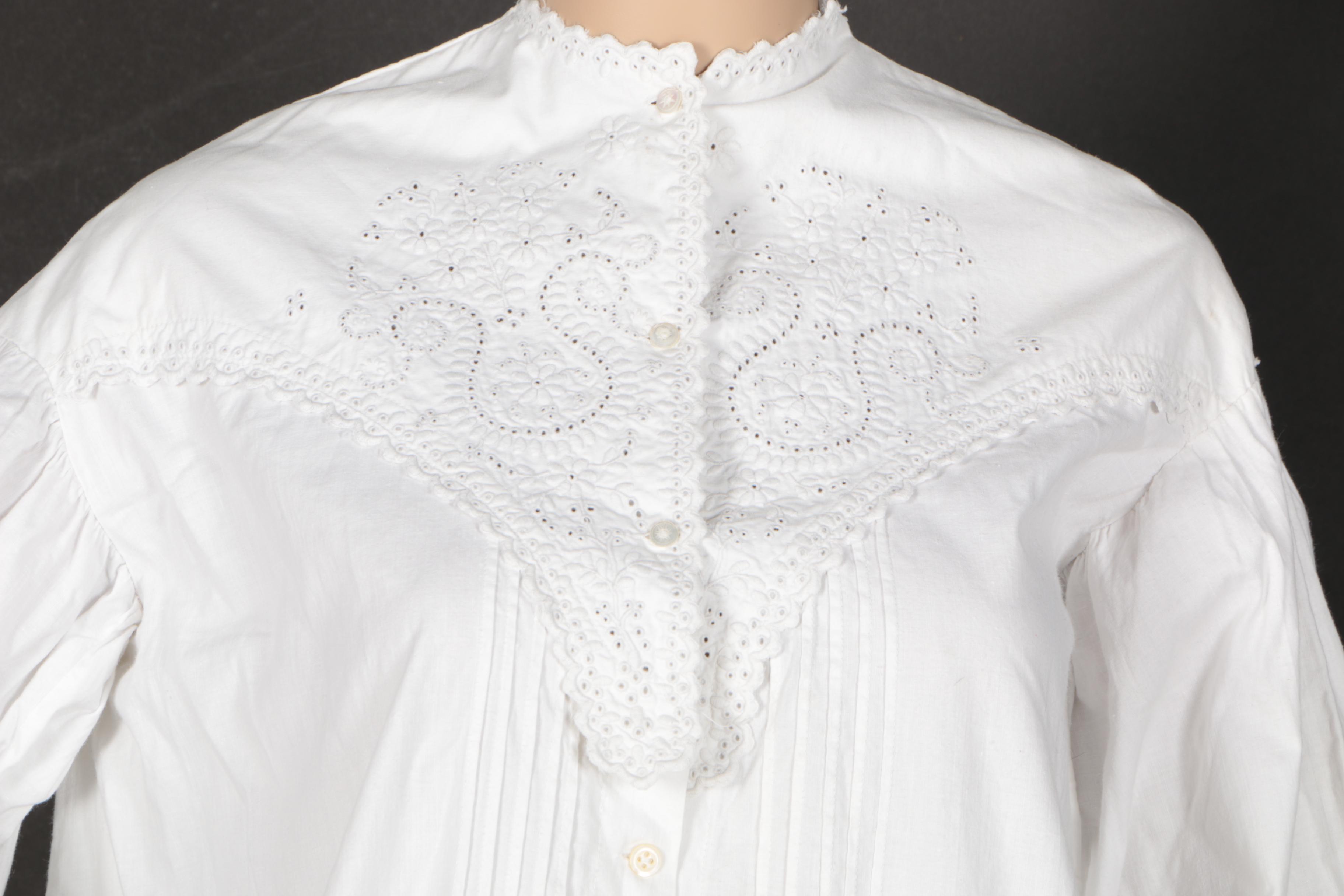 Vintage Nightgowns and a Scarf