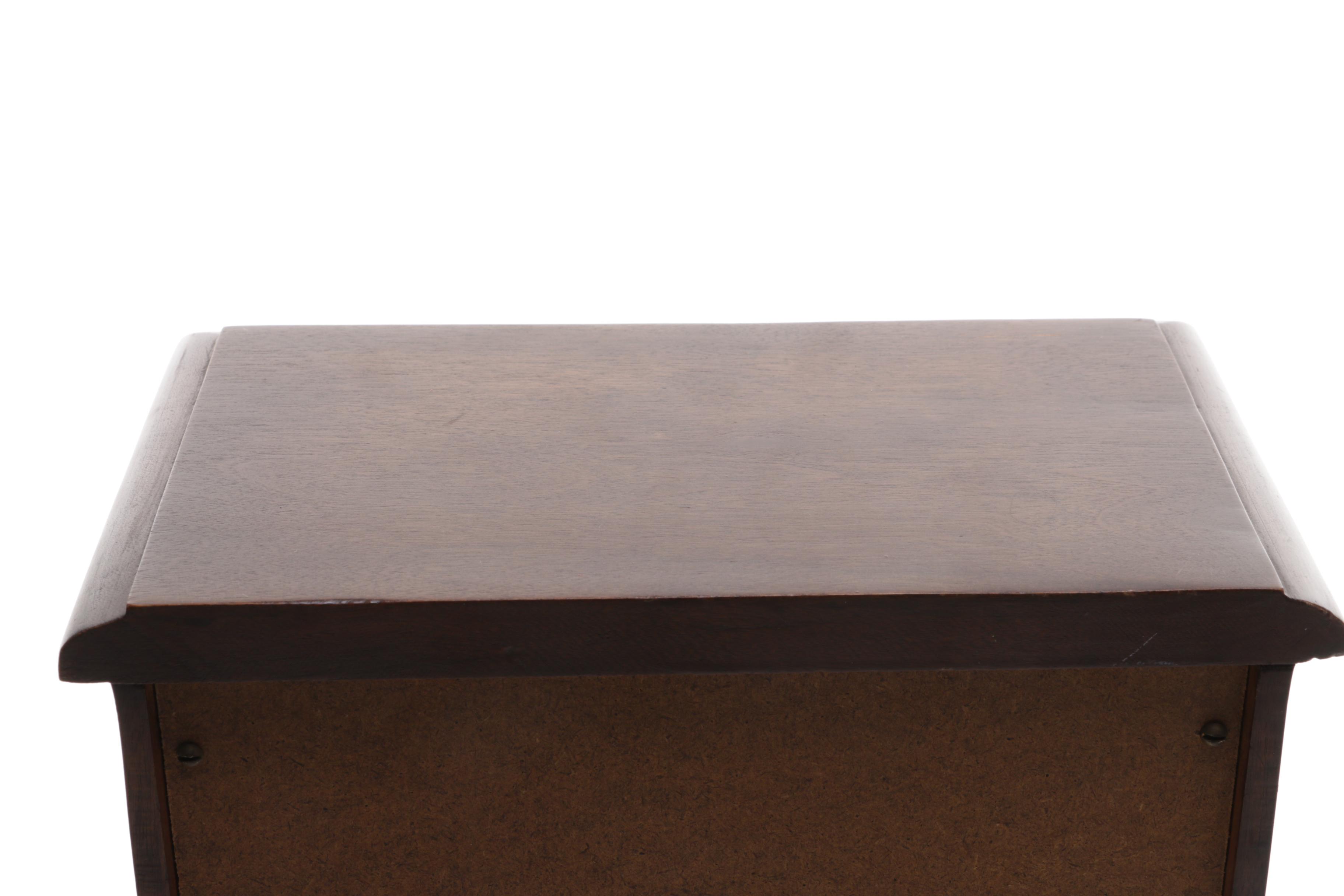 Mantel Clock in Wooden Case