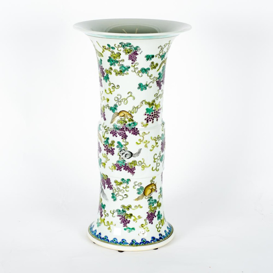 Chinese Porcelain Vase