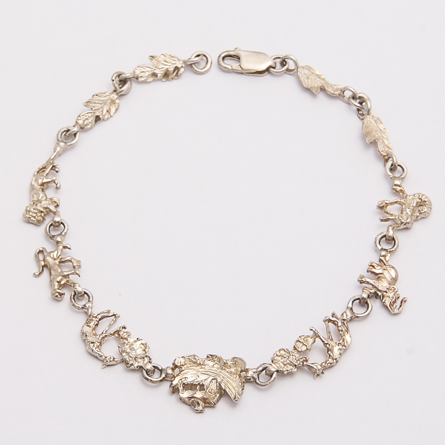 Sterling Silver Animal-Themed Jewelry Featuring Navajo Brooch