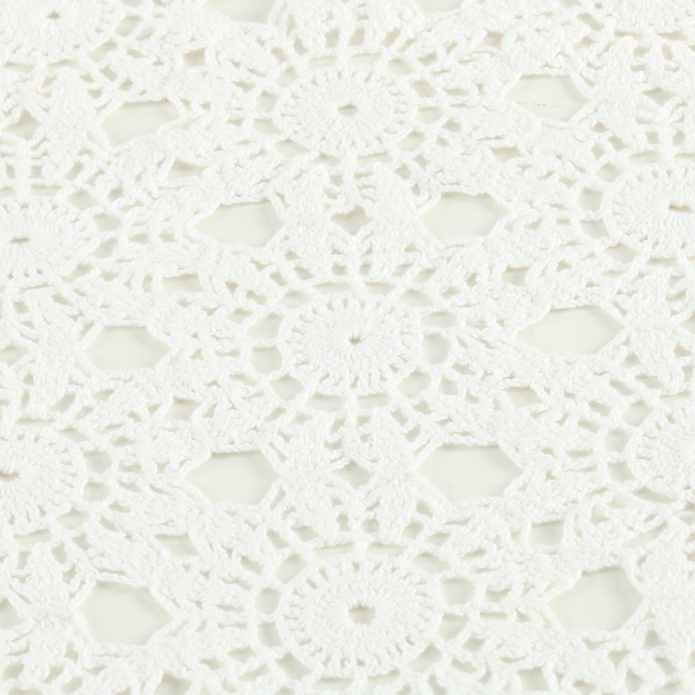 Lace Doilies and Table Runners