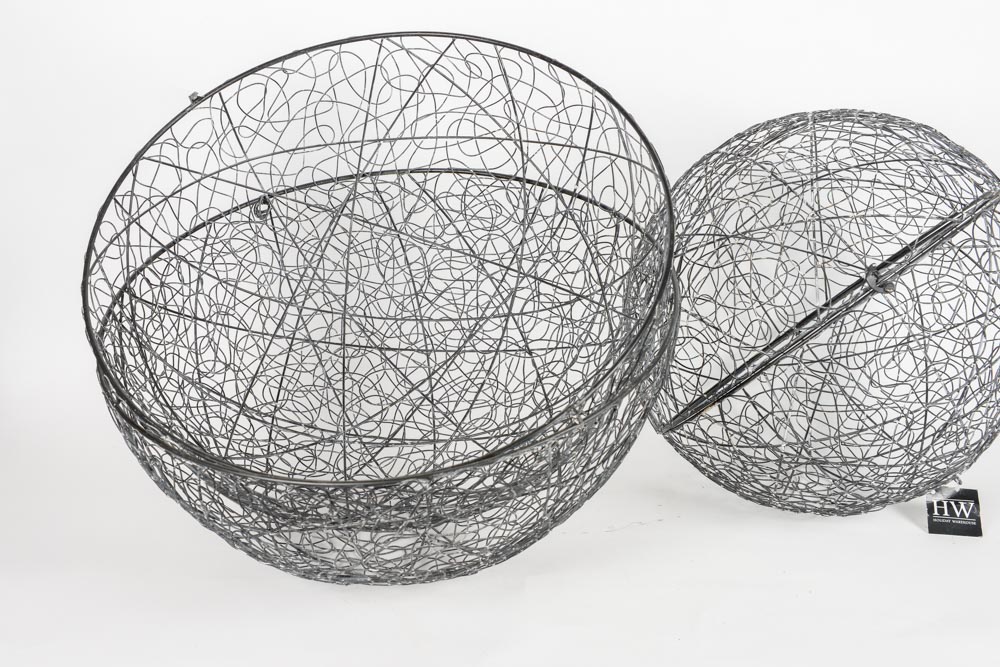 Pair of Round Metal Wire Spheres