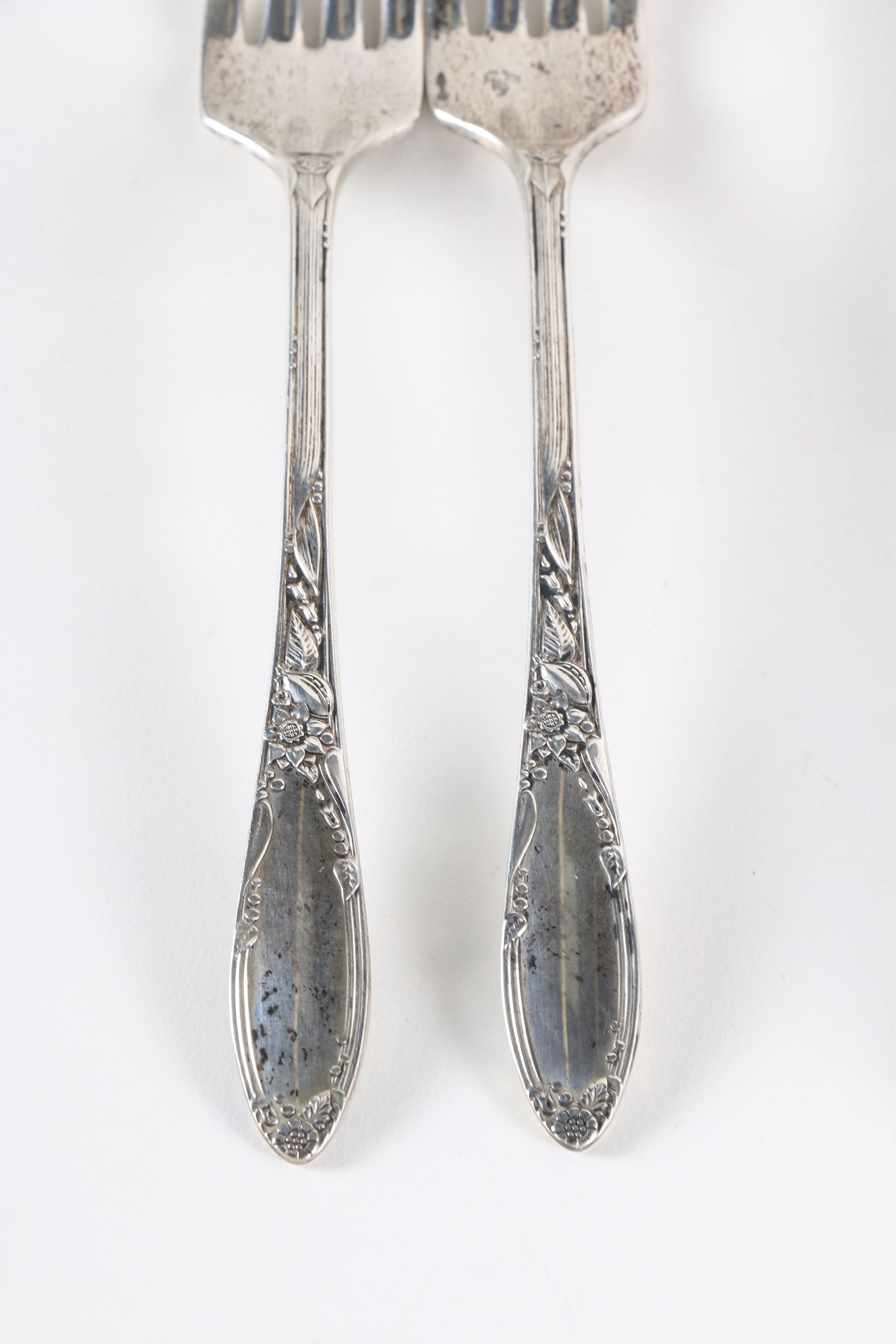 Oneida "Virginian" Sterling Silver Flatware Set