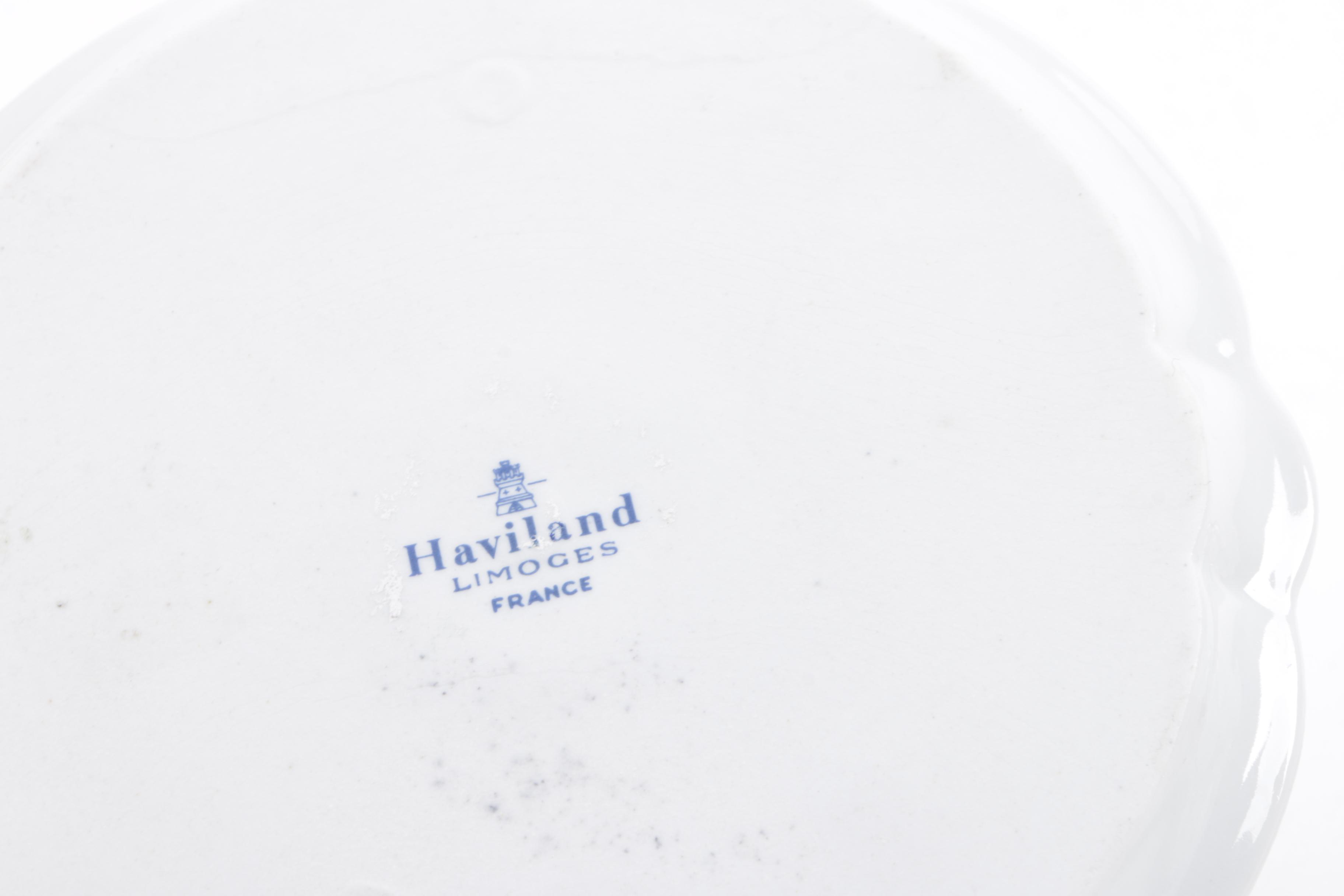 Porcelain Décor Featuring Bing & Grondahl "First Kiss" Figure