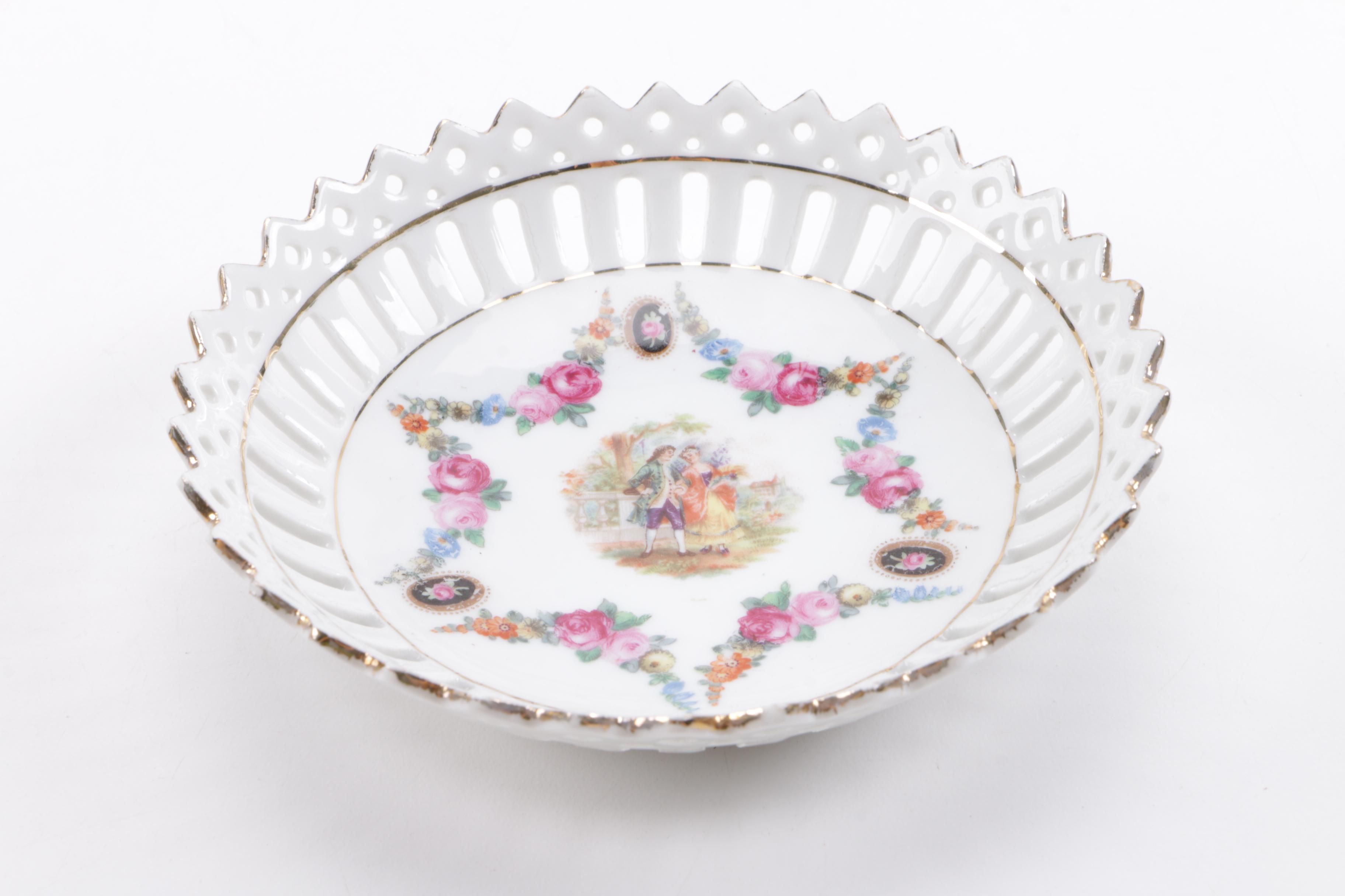 Porcelain Décor Featuring Bing & Grondahl "First Kiss" Figure