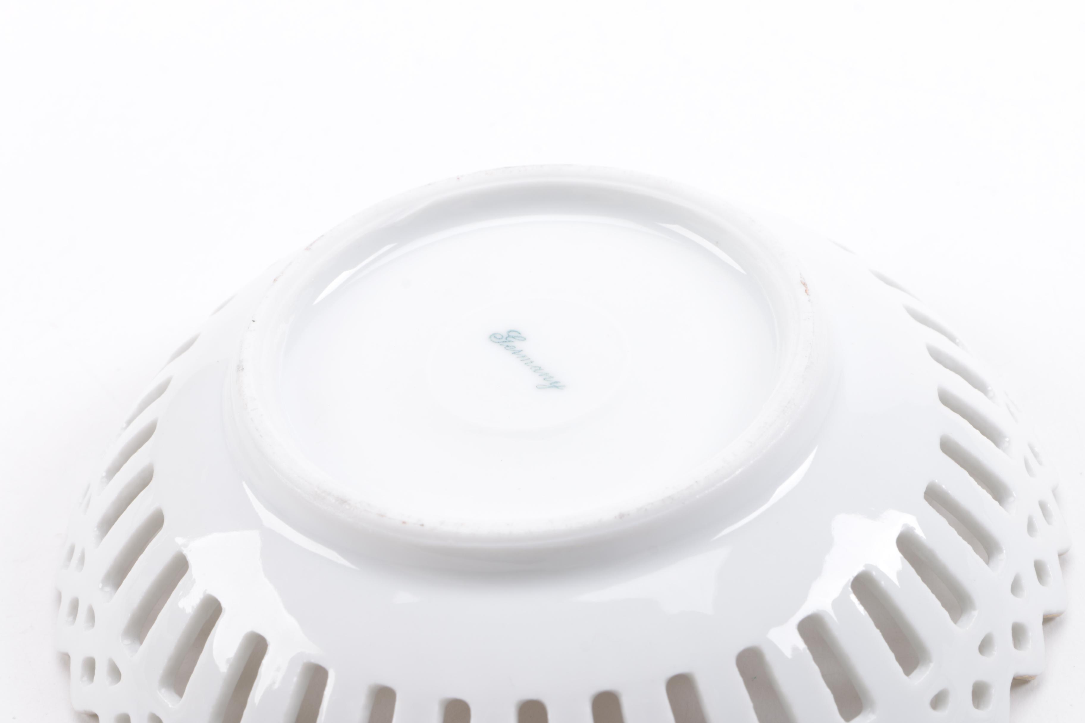 Porcelain Décor Featuring Bing & Grondahl "First Kiss" Figure