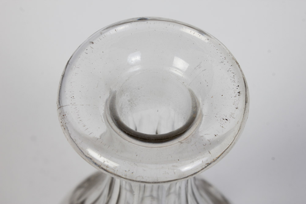 Glass Decanter with Balloon Shaped Stopper