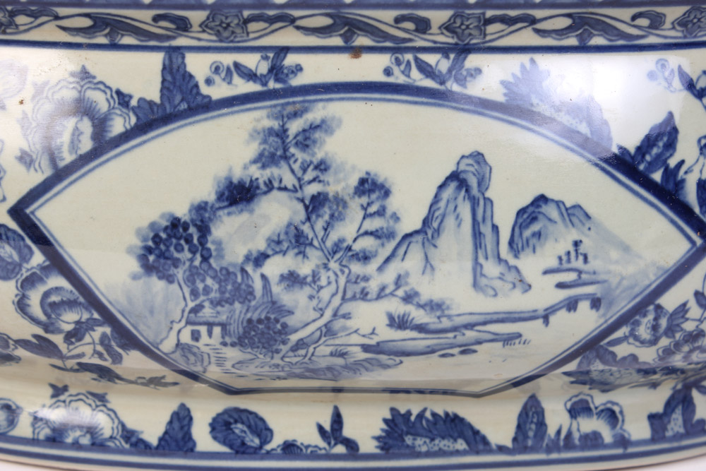 Chinese Blue and White Stoneware Footbath