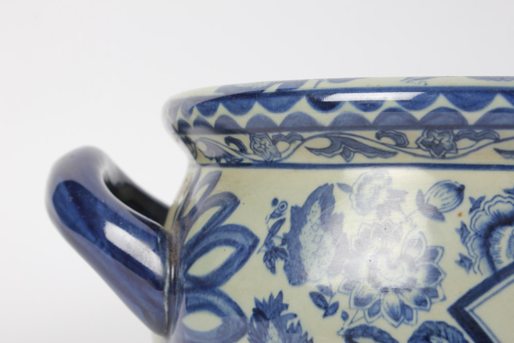 Chinese Blue and White Stoneware Footbath