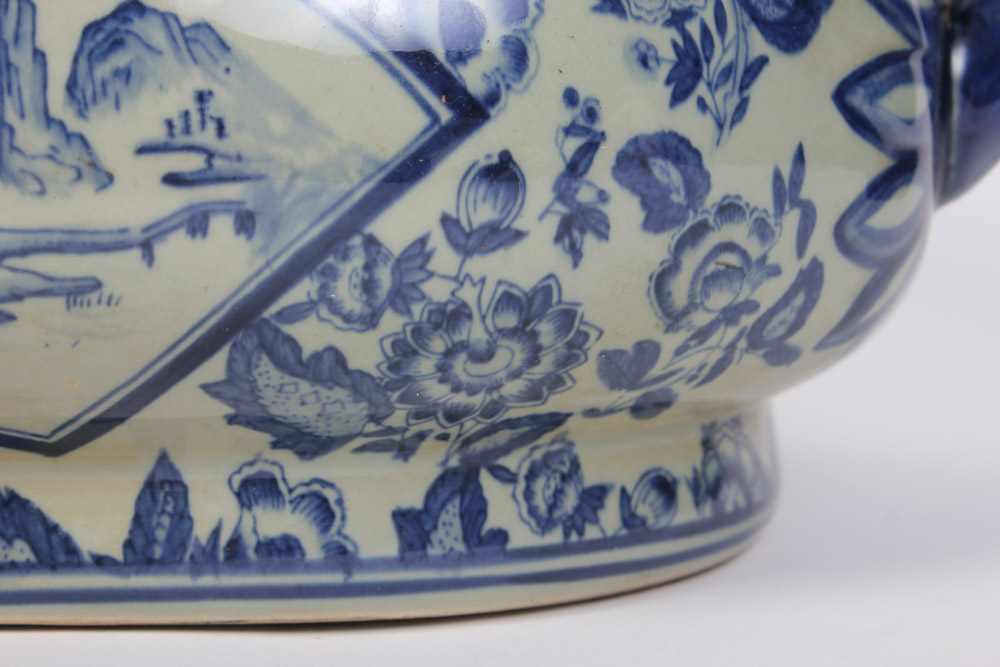 Chinese Blue and White Stoneware Footbath