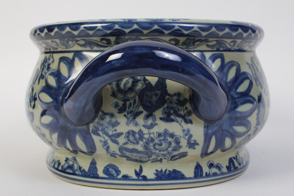 Chinese Blue and White Stoneware Footbath