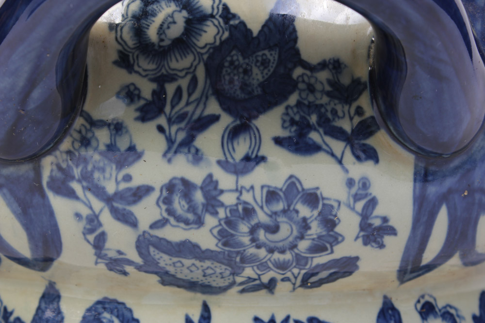 Chinese Blue and White Stoneware Footbath
