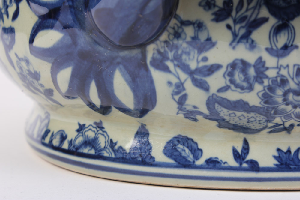 Chinese Blue and White Stoneware Footbath