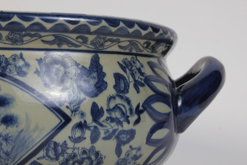 Chinese Blue and White Stoneware Footbath