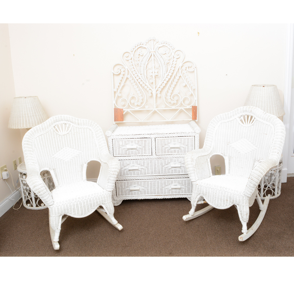 Vintage White Wicker Bedroom Set