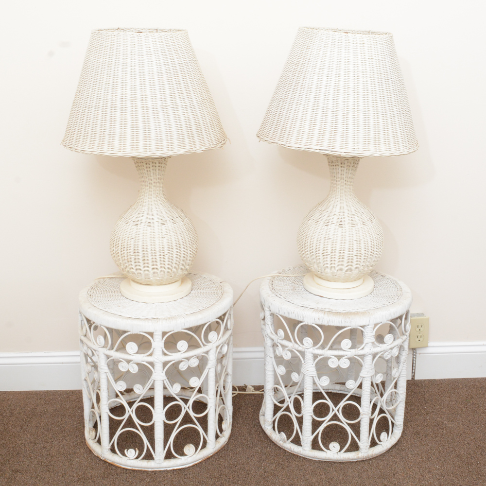 Vintage White Wicker Bedroom Set