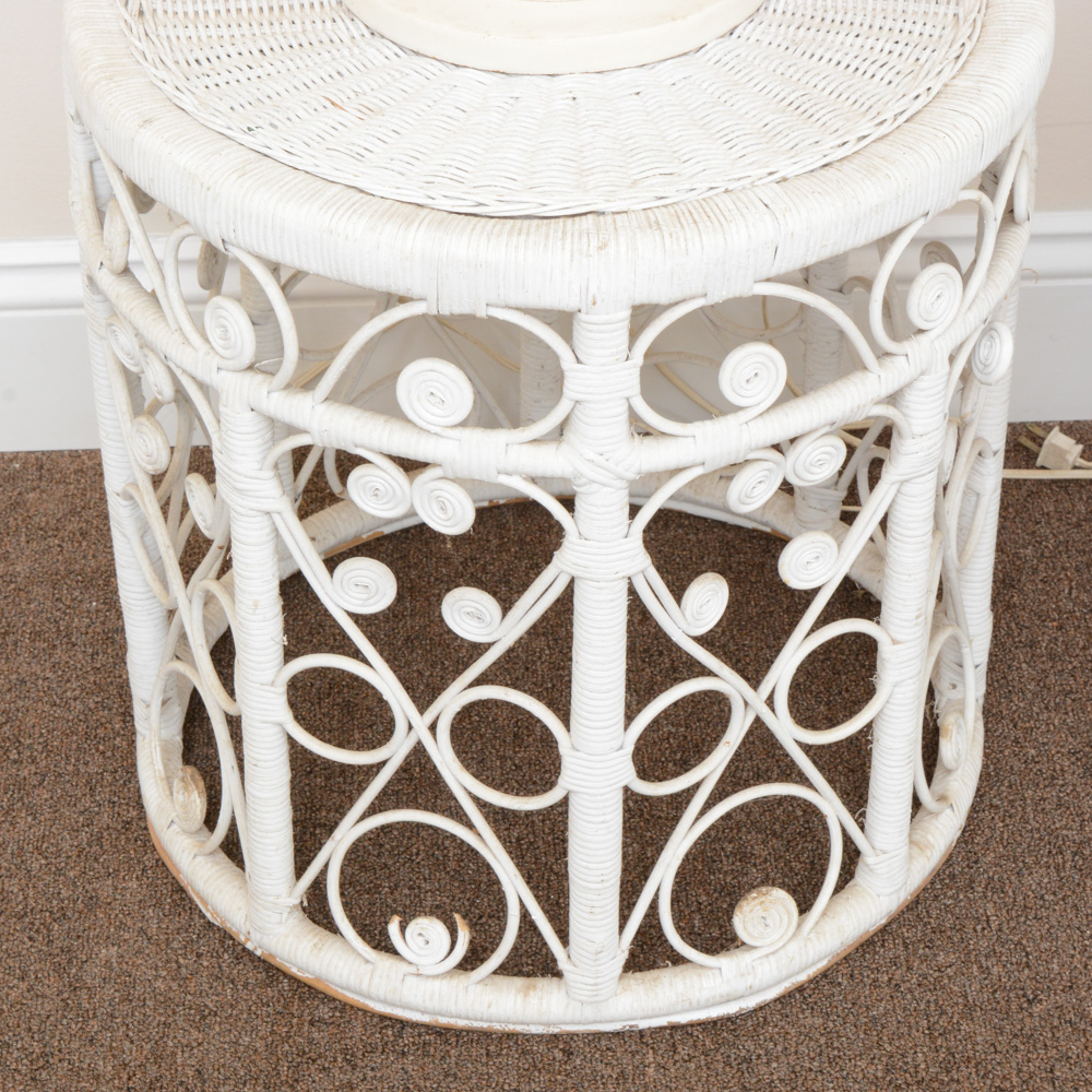 Vintage White Wicker Bedroom Set