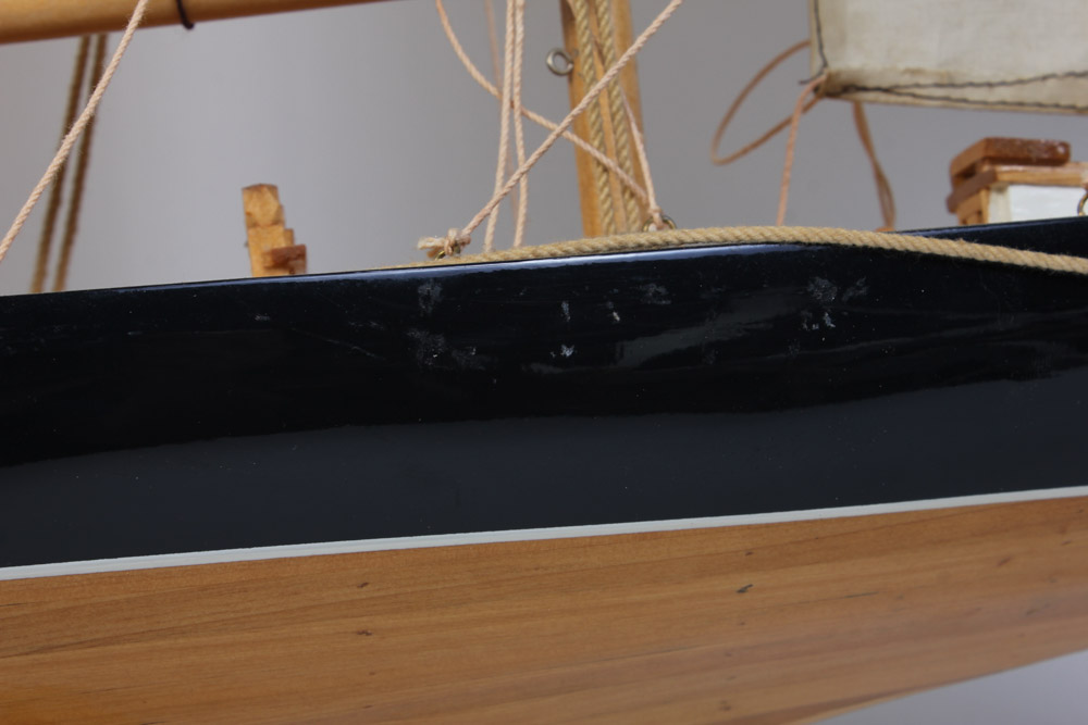 Model Pond Yacht of the 1901 "Columbia"