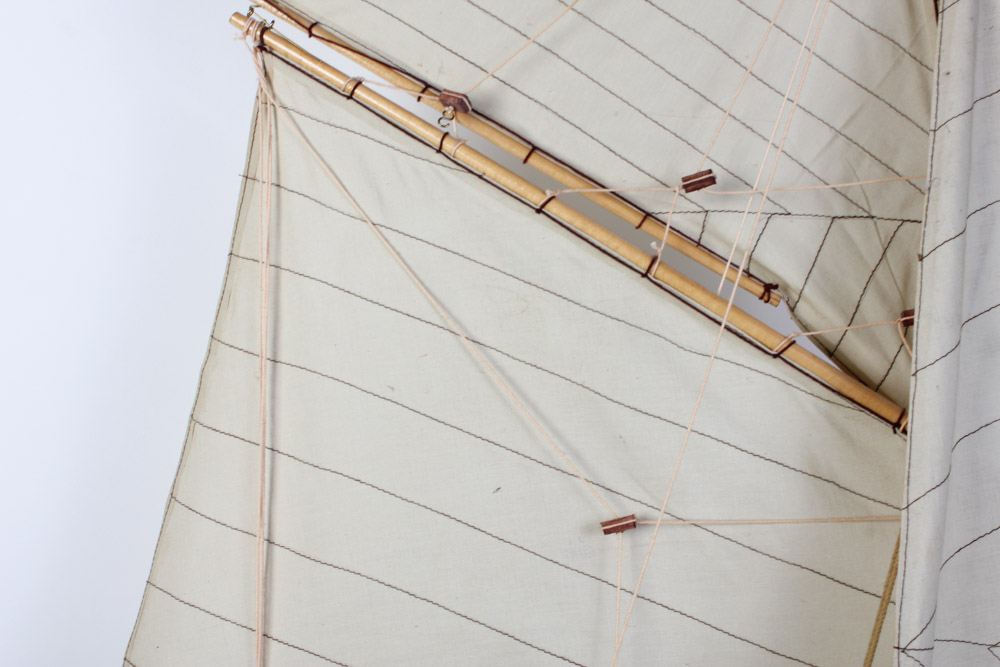 Model Pond Yacht of the 1901 "Columbia"